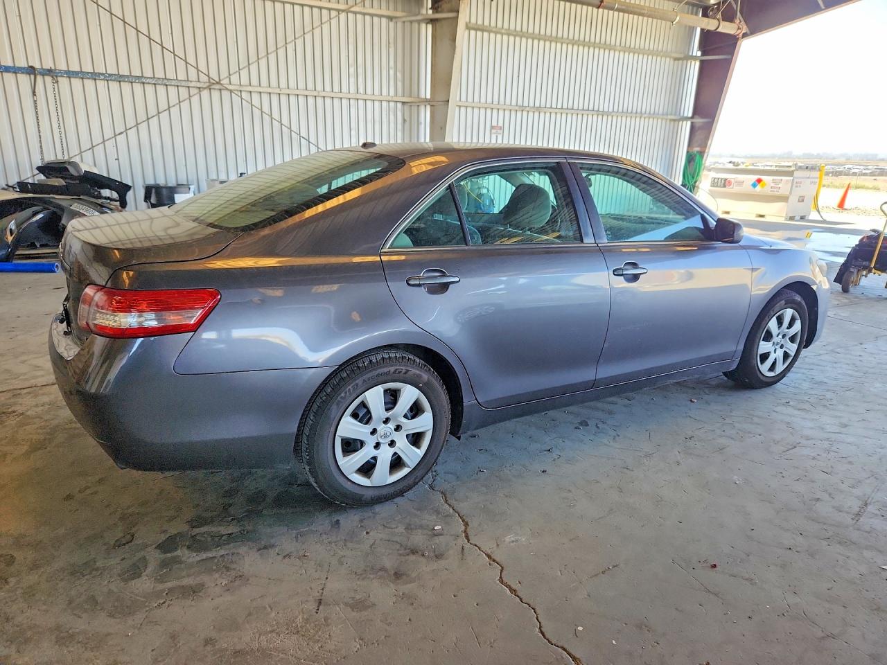 2011 TOYOTA CAMRY