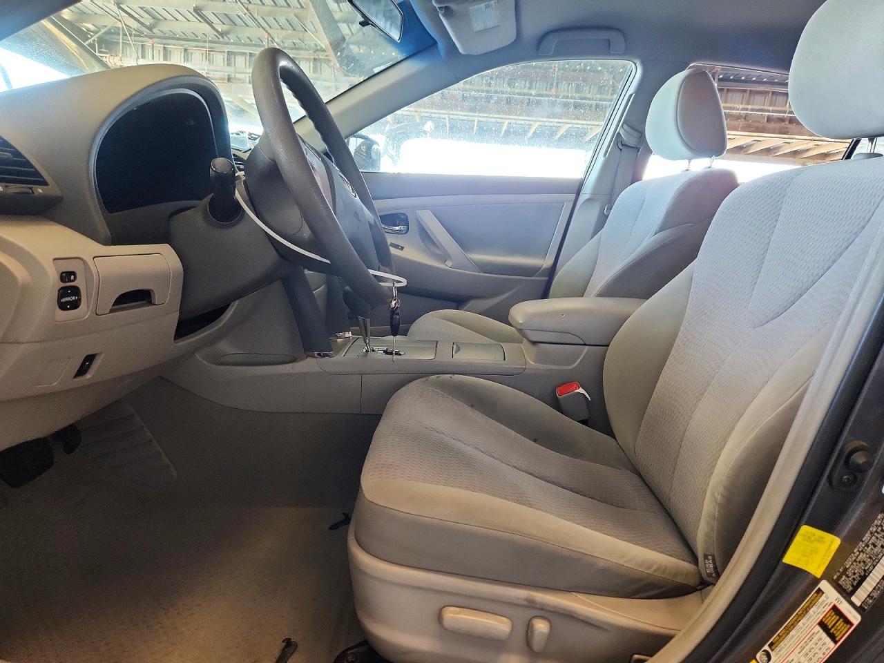 2011 TOYOTA CAMRY