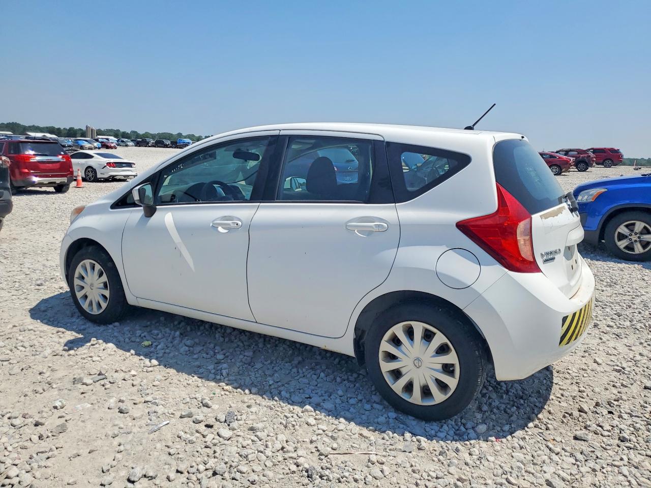 2016 NISSAN VERSA