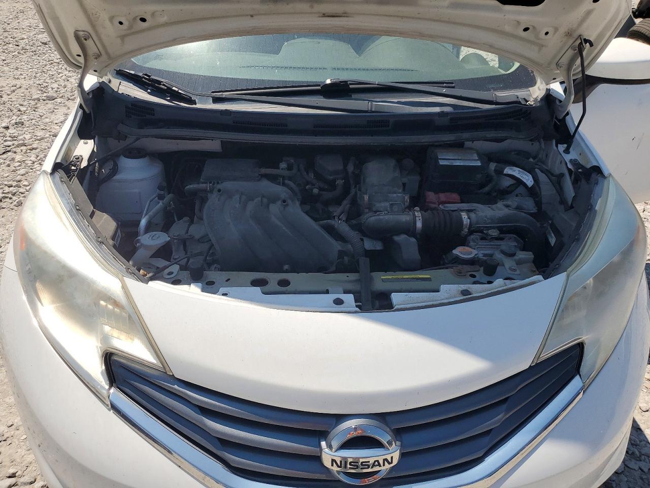 2016 NISSAN VERSA