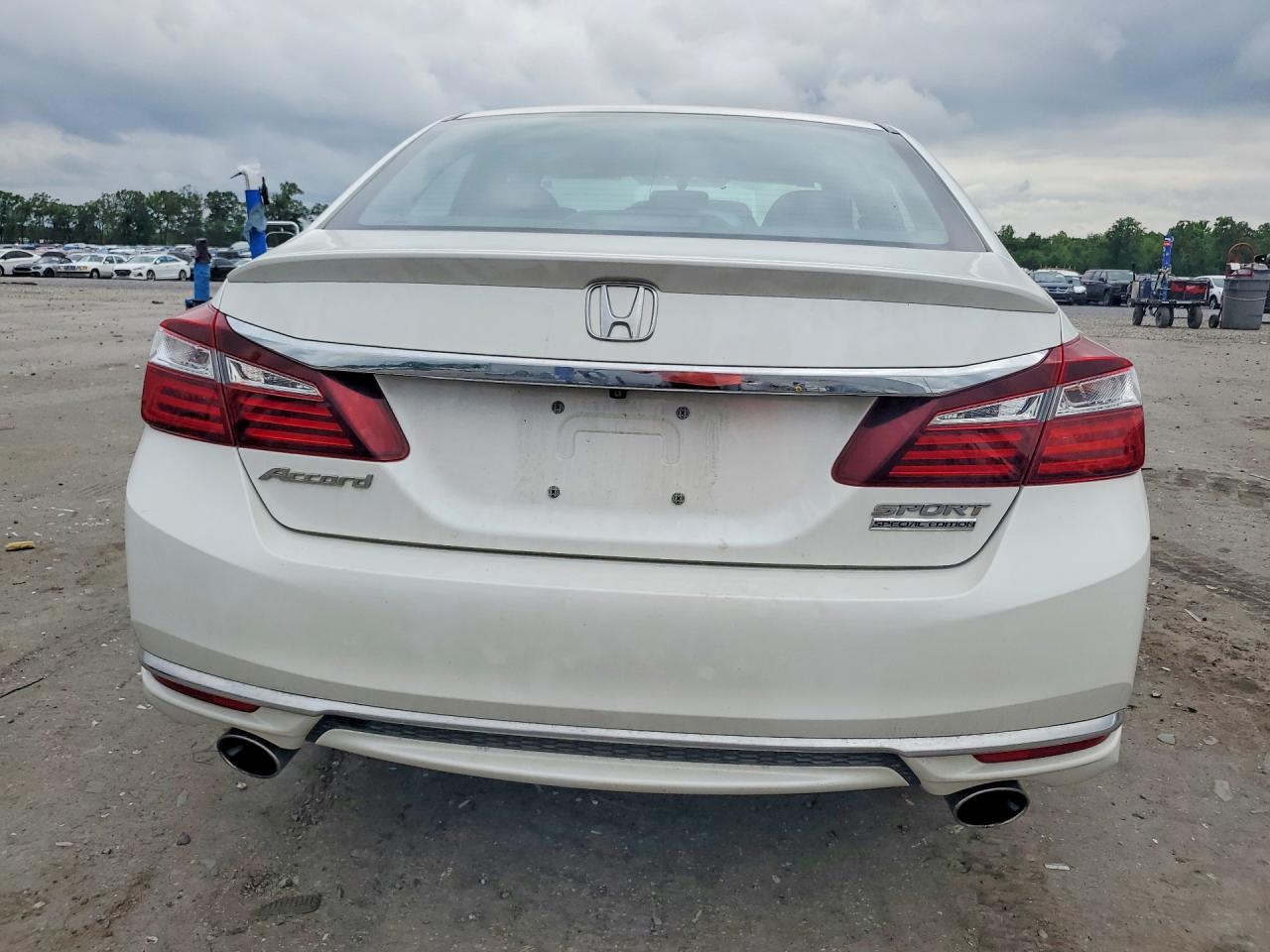 2017 HONDA ACCORD
