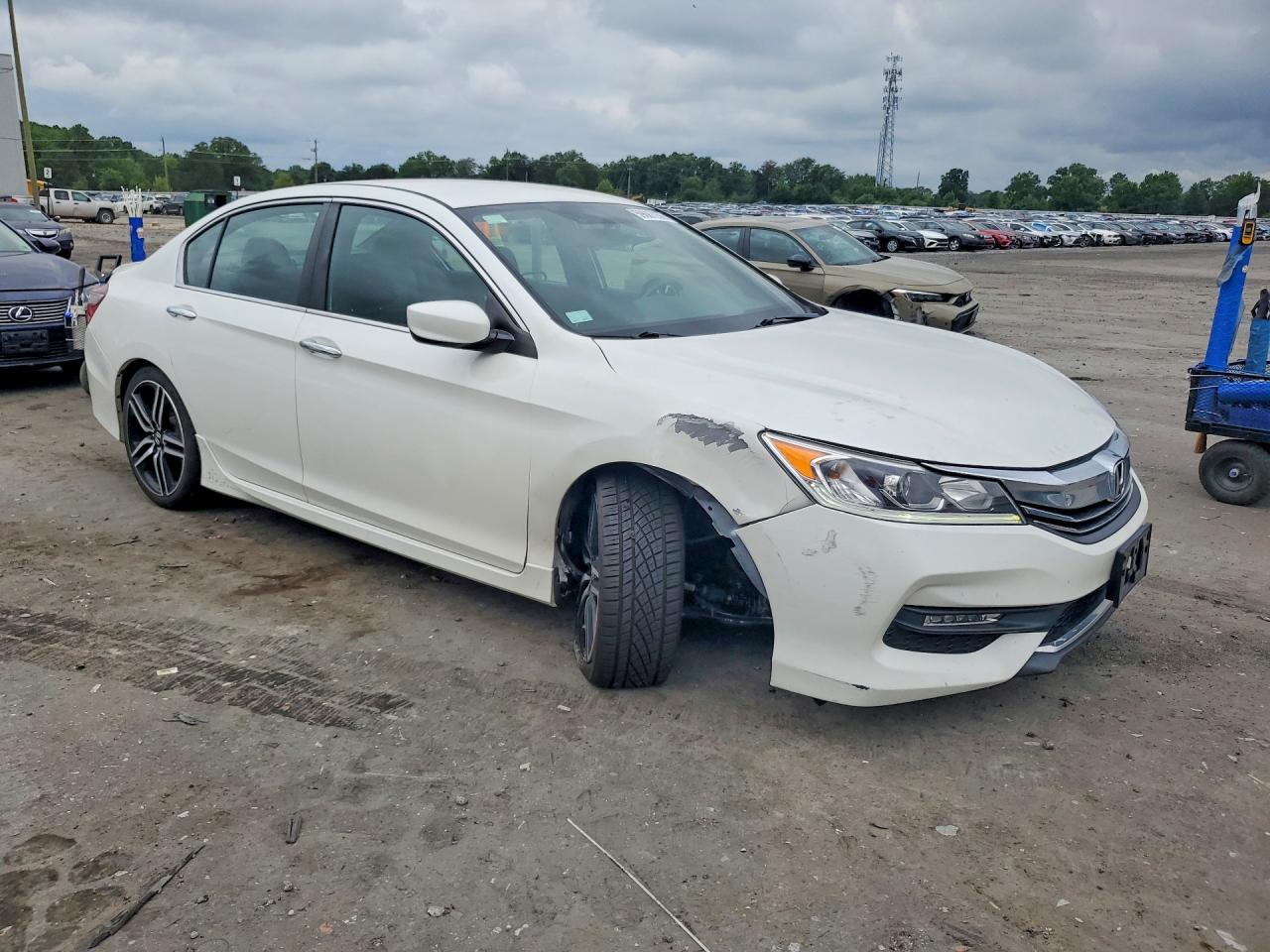 2017 HONDA ACCORD