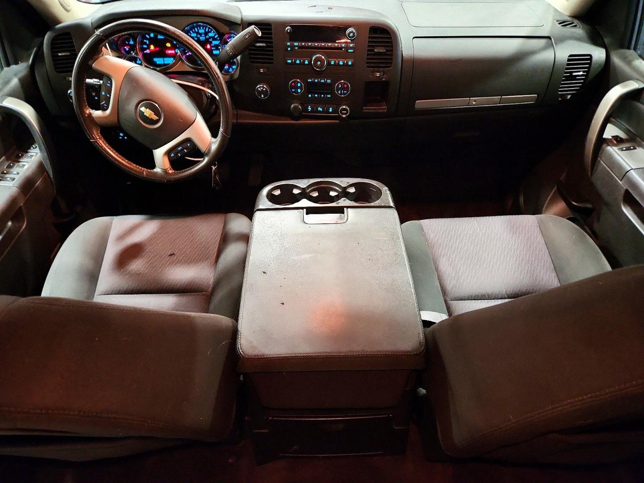 2013 CHEVROLET SILVERADO