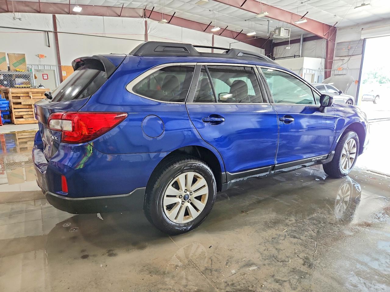 2015 SUBARU OUTBACK