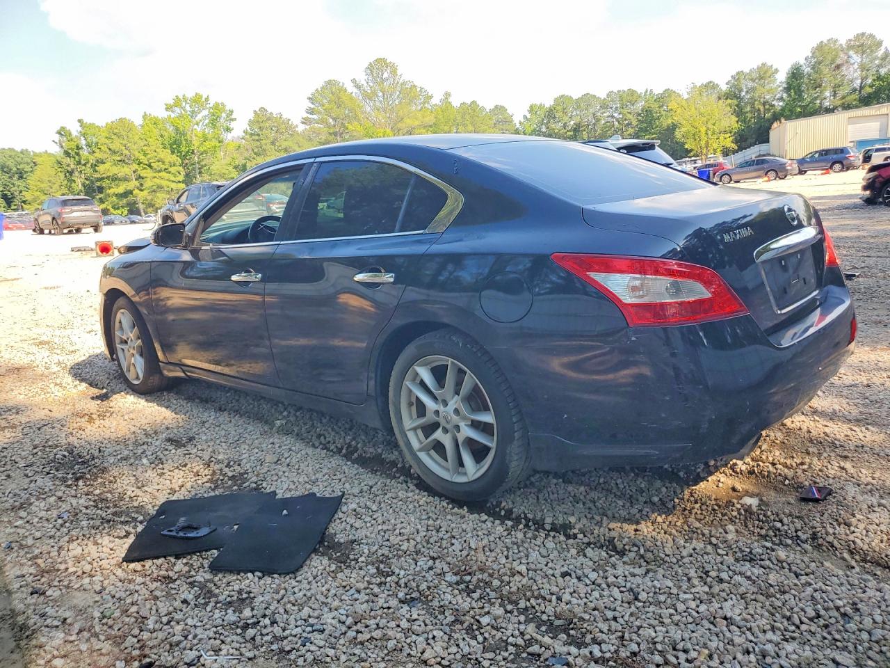 2010 NISSAN MAXIMA