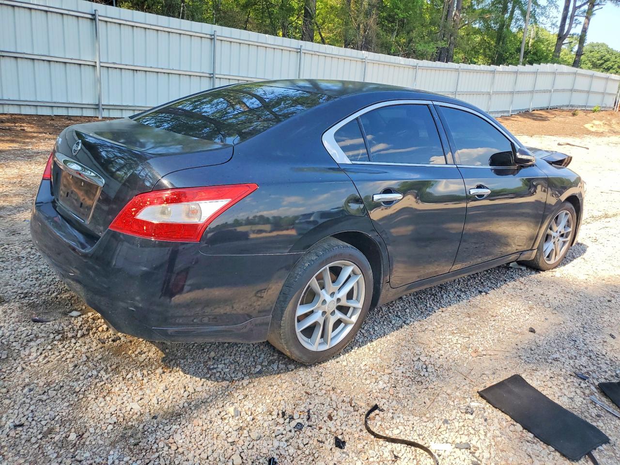 2010 NISSAN MAXIMA