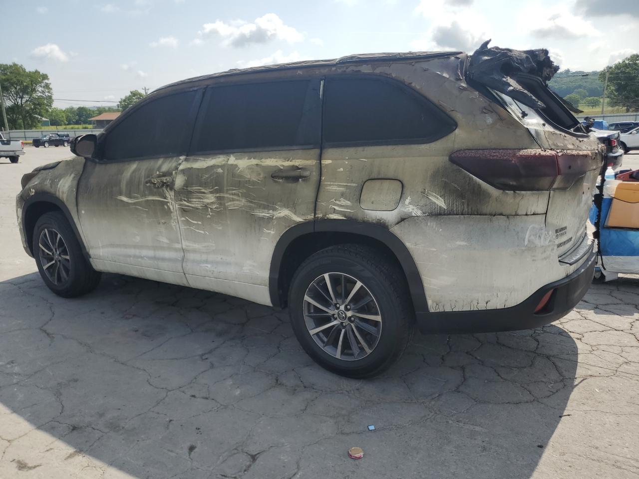 2017 TOYOTA HIGHLANDER