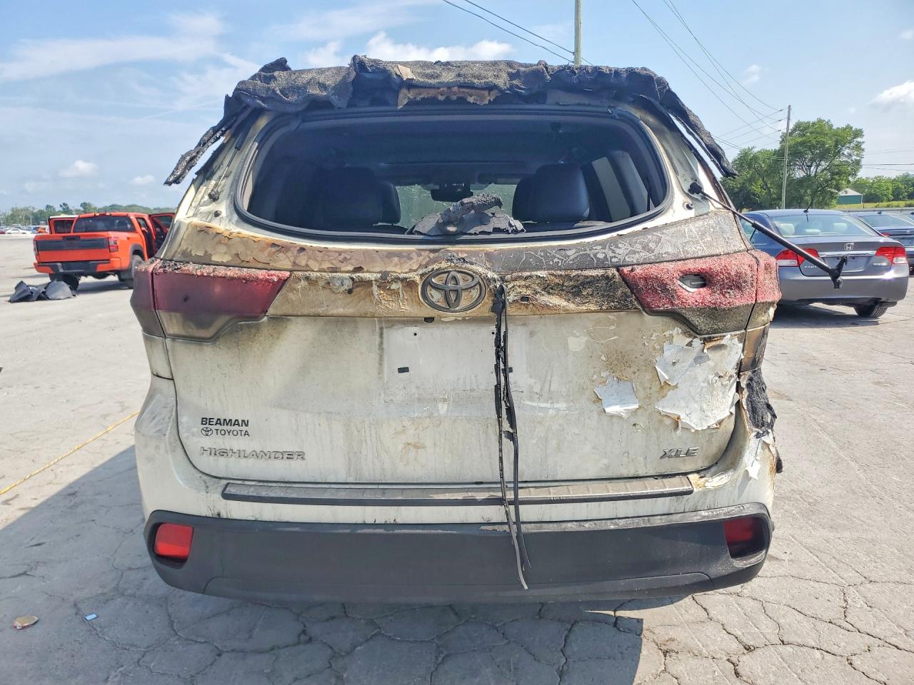 2017 TOYOTA HIGHLANDER