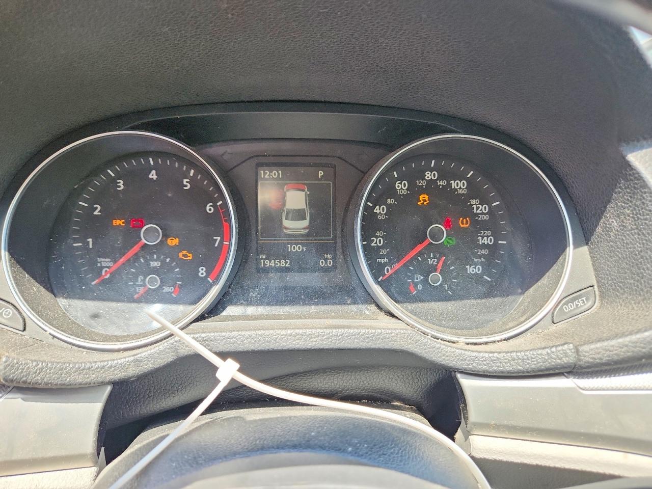 2019 VOLKSWAGEN PASSAT