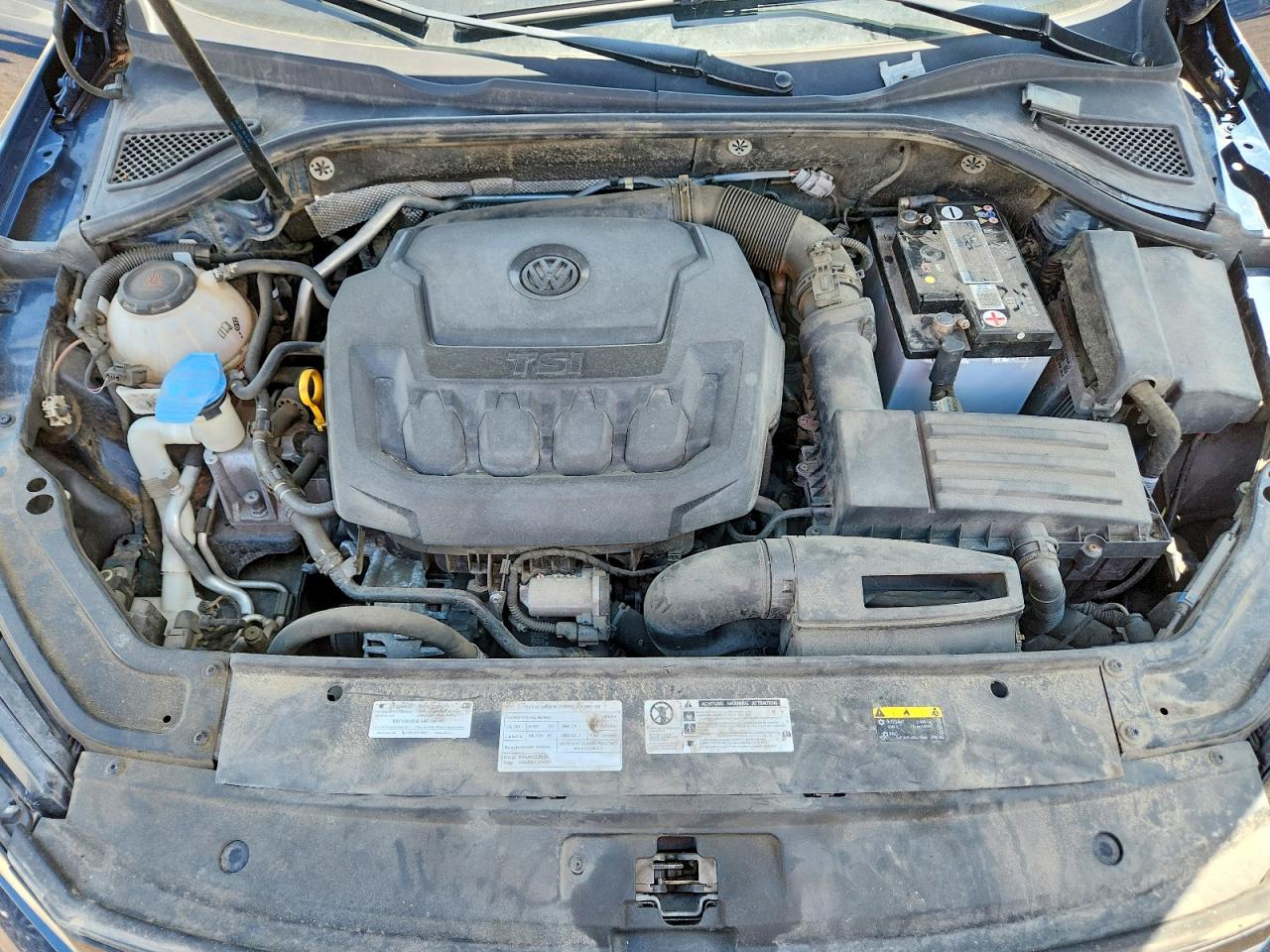 2019 VOLKSWAGEN PASSAT