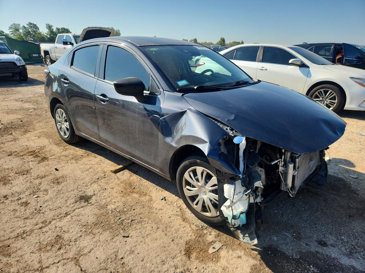 2019 TOYOTA YARIS