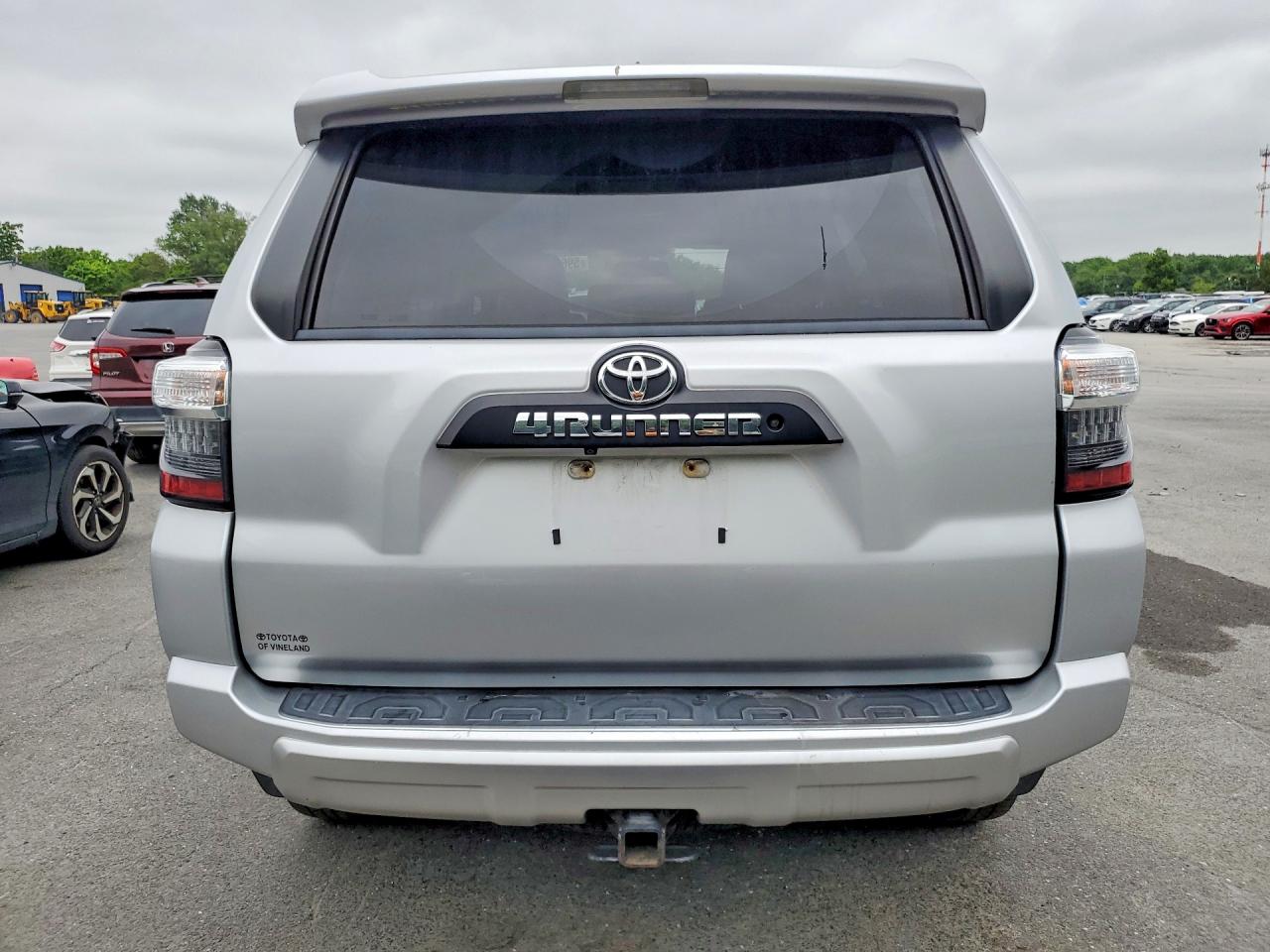 2018 TOYOTA 4RUNNER TR