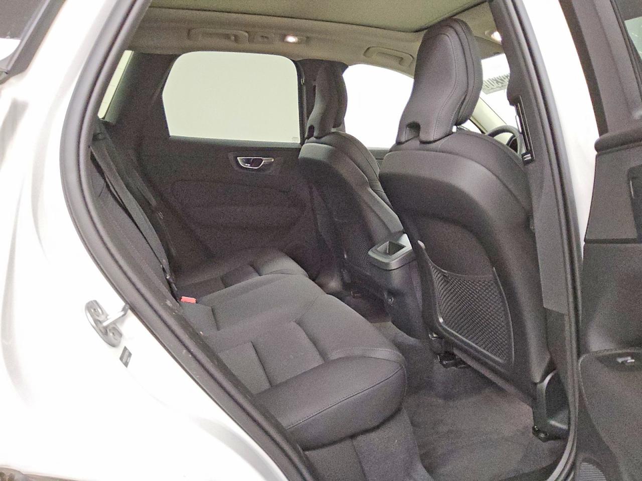2026 VOLVO XC60