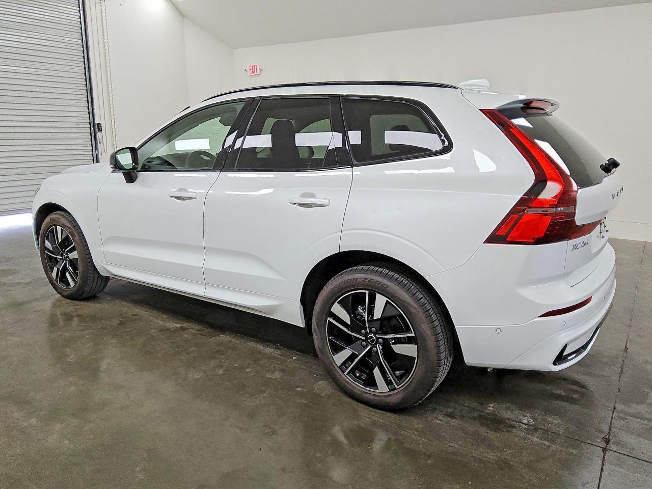 2026 VOLVO XC60