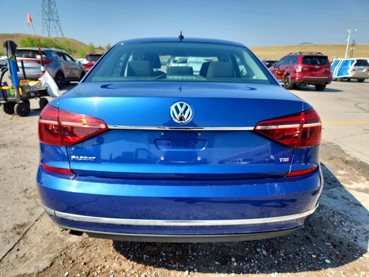 2017 VOLKSWAGEN PASSAT
