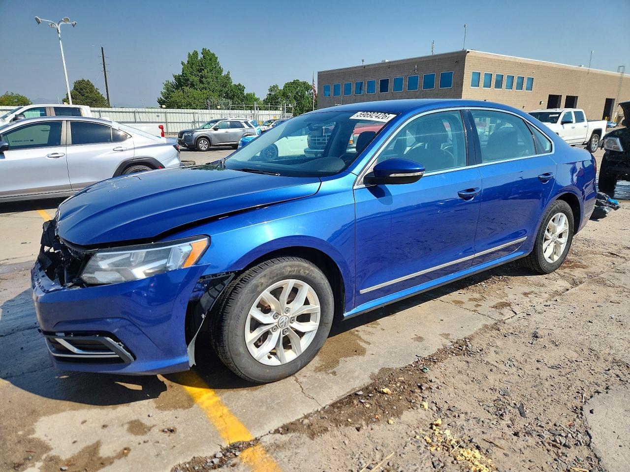 2017 VOLKSWAGEN PASSAT