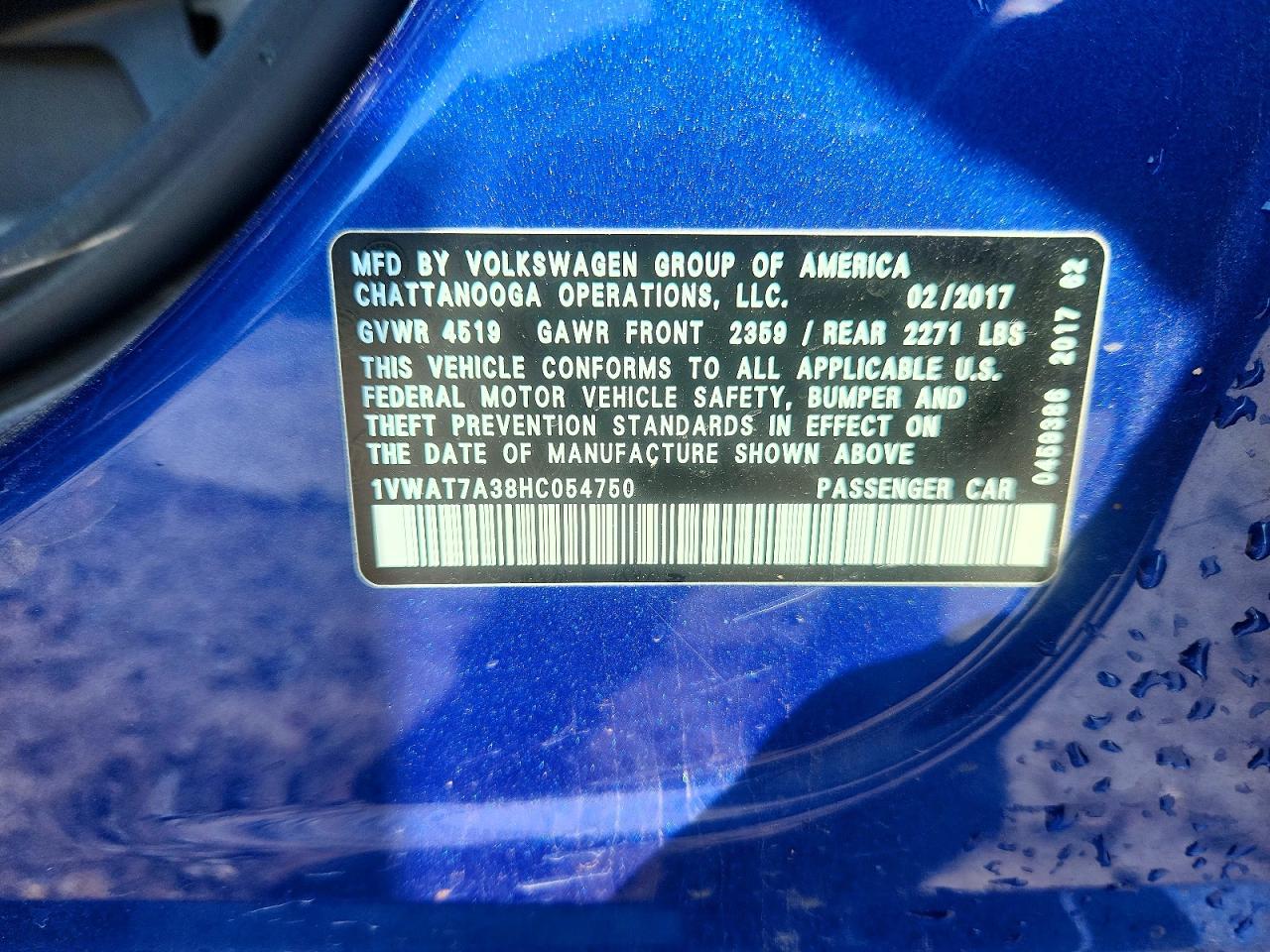 2017 VOLKSWAGEN PASSAT