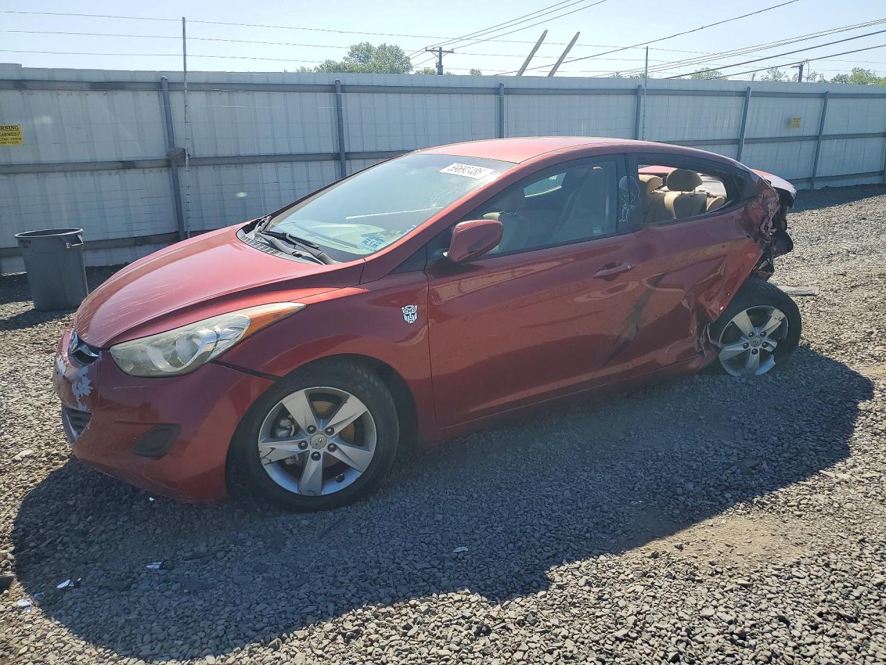 2013 HYUNDAI ELANTRA