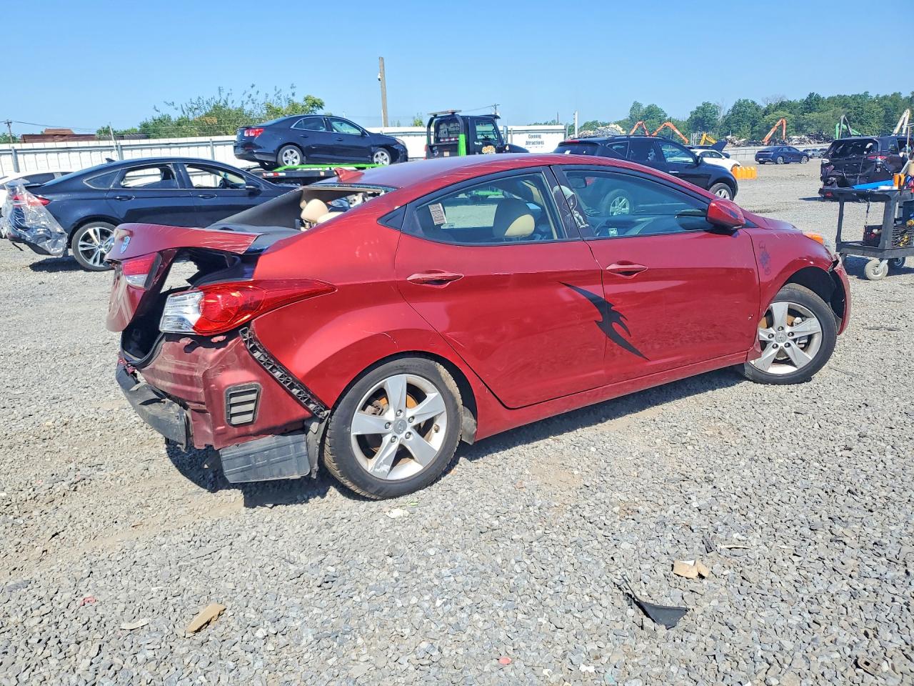 2013 HYUNDAI ELANTRA