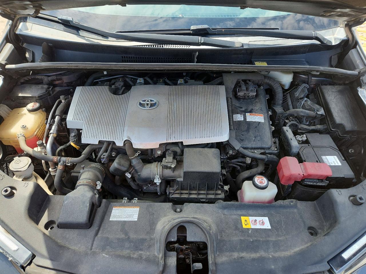 2017 TOYOTA PRIUS