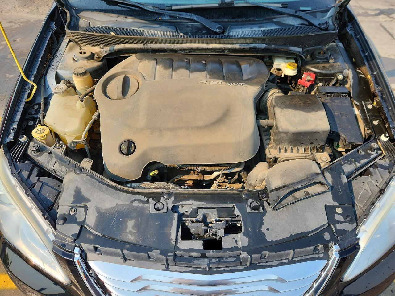 2012 CHRYSLER 200
