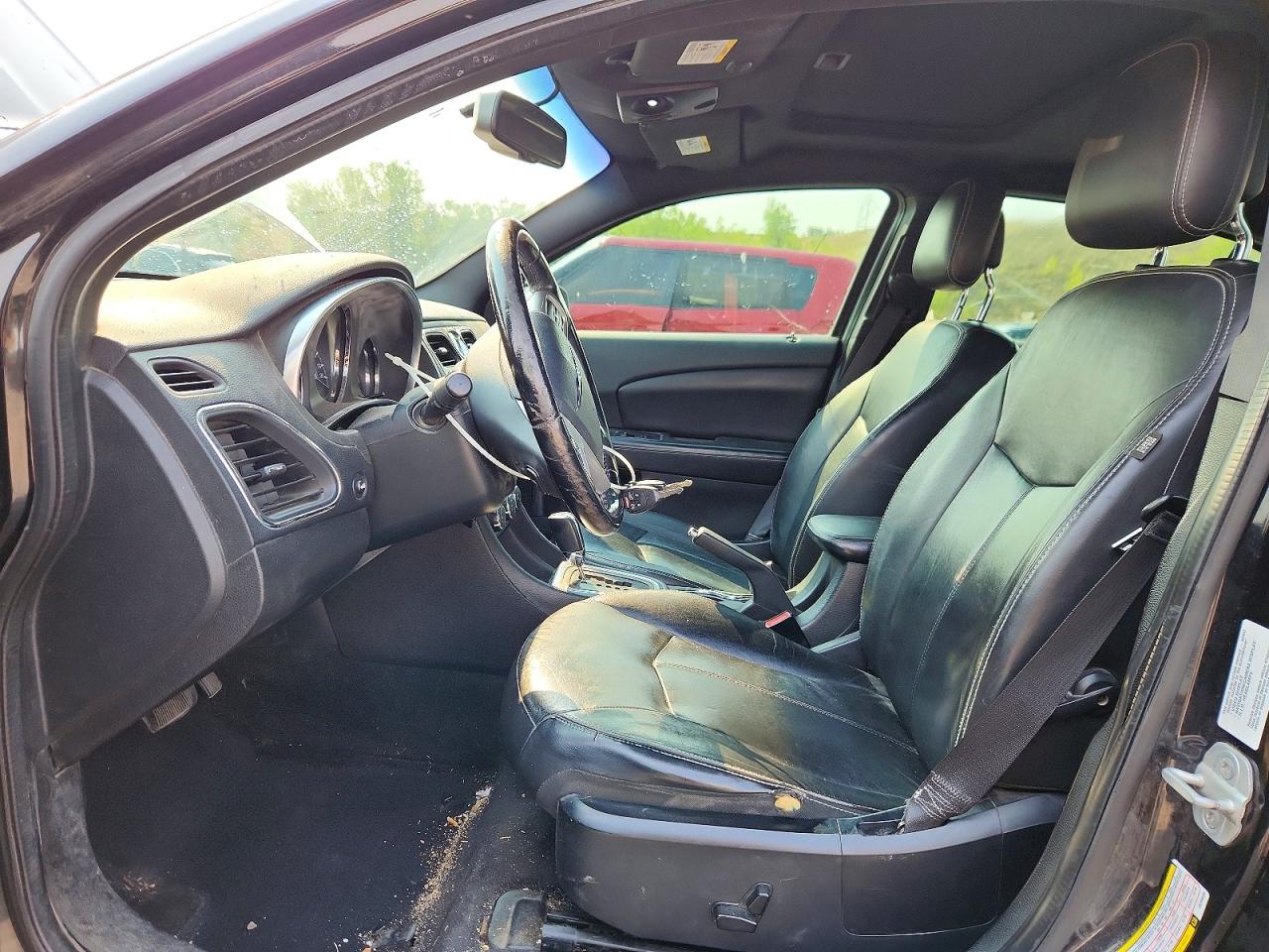 2012 CHRYSLER 200