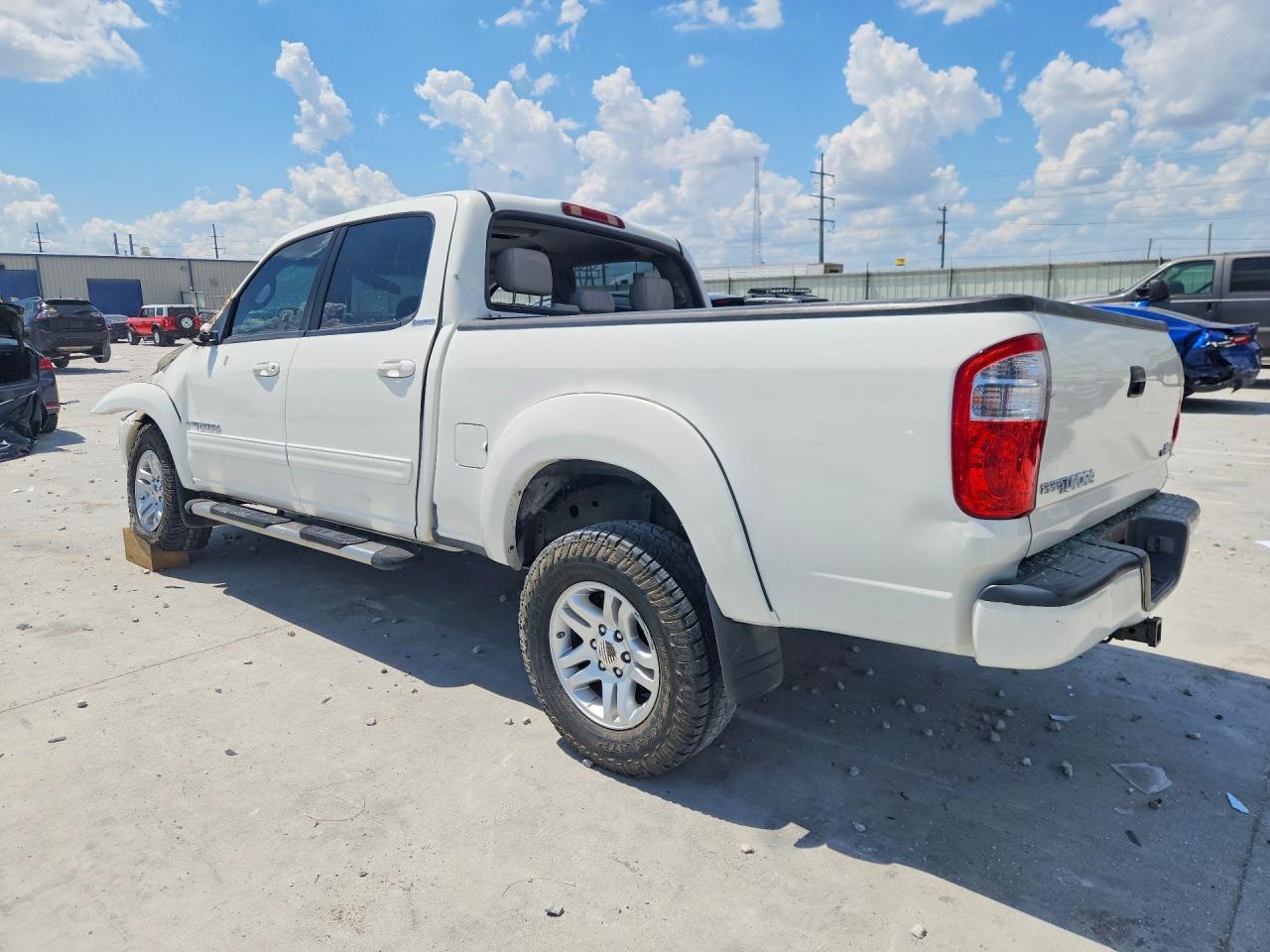 2005 TOYOTA TUNDRA