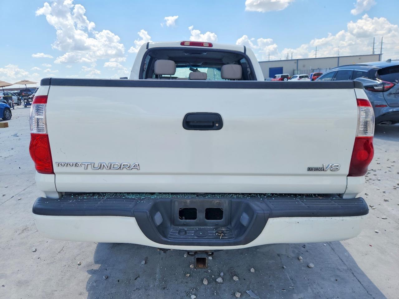 2005 TOYOTA TUNDRA