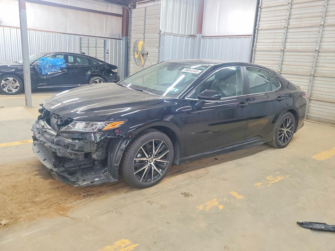 2024 TOYOTA CAMRY