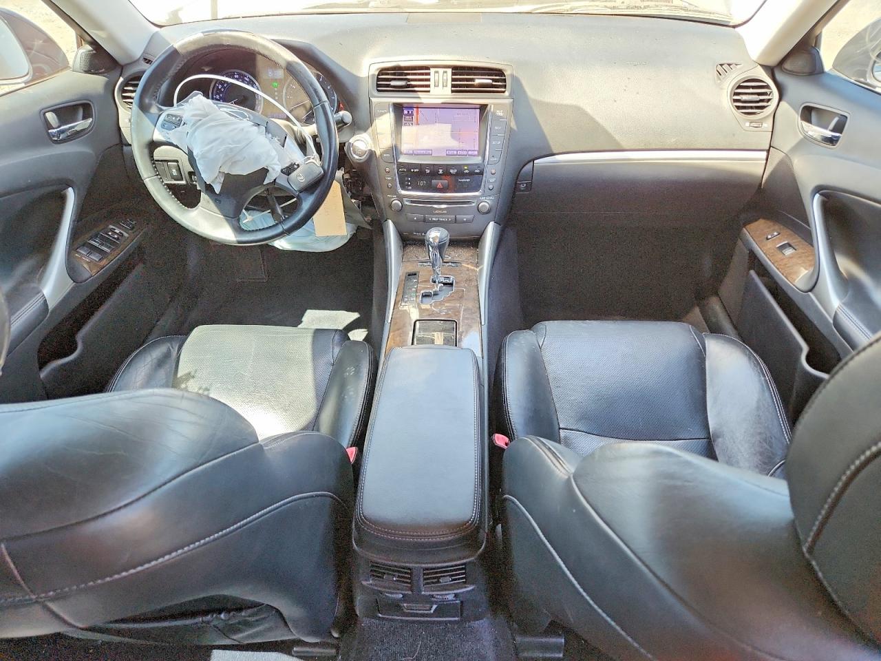 2013 LEXUS IS