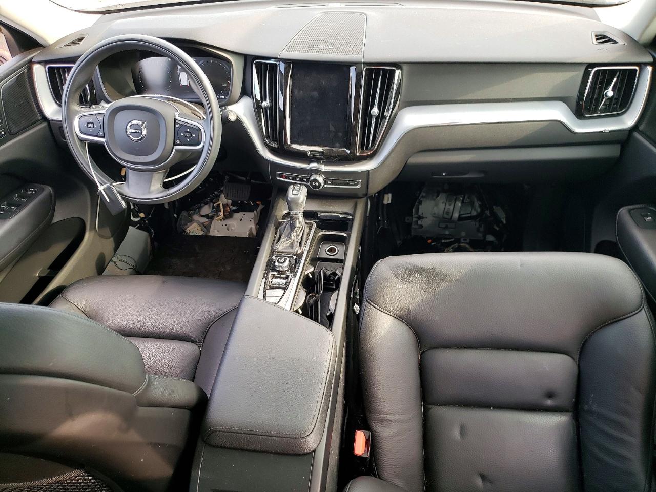 2020 VOLVO XC60