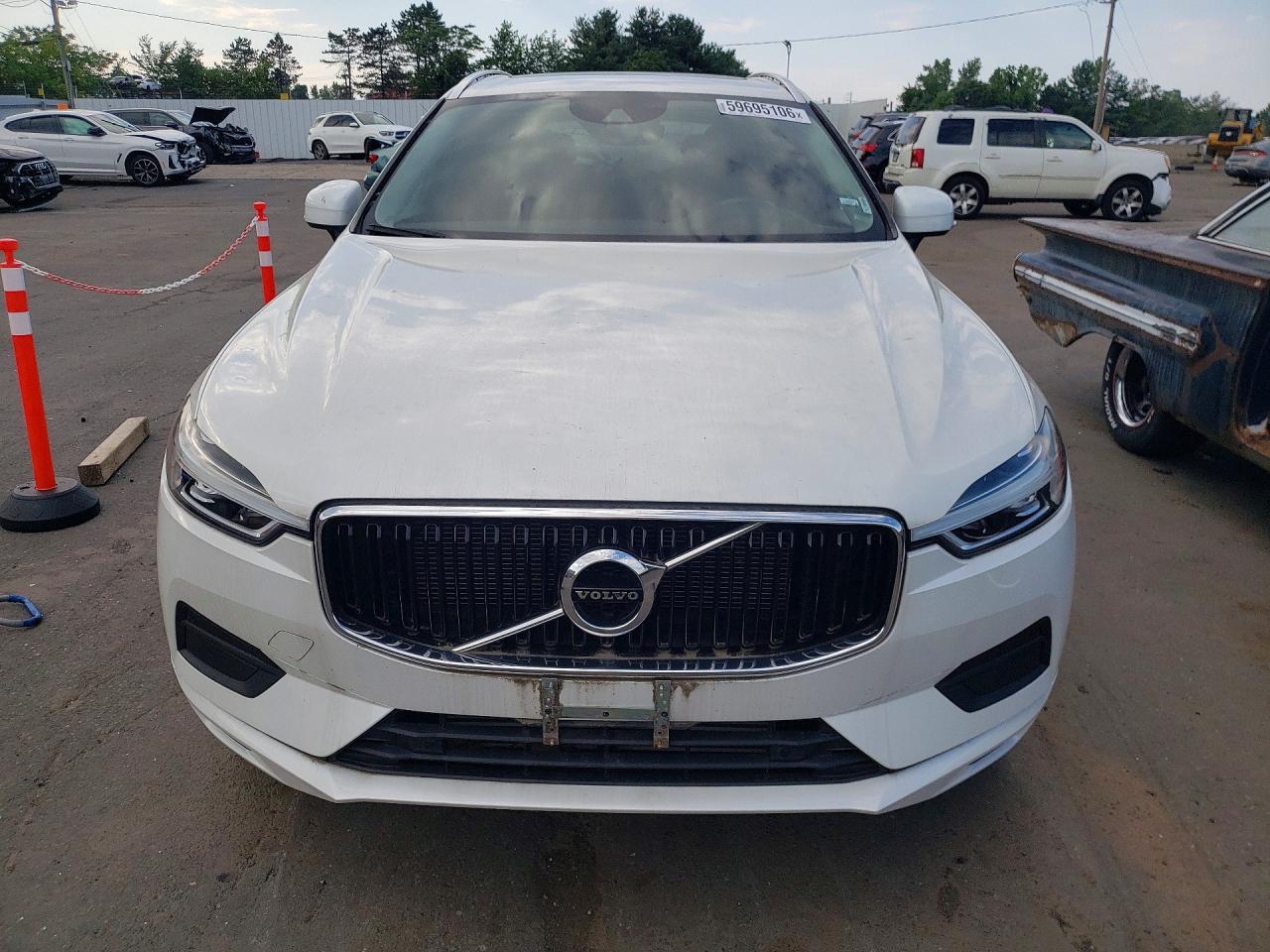 2020 VOLVO XC60
