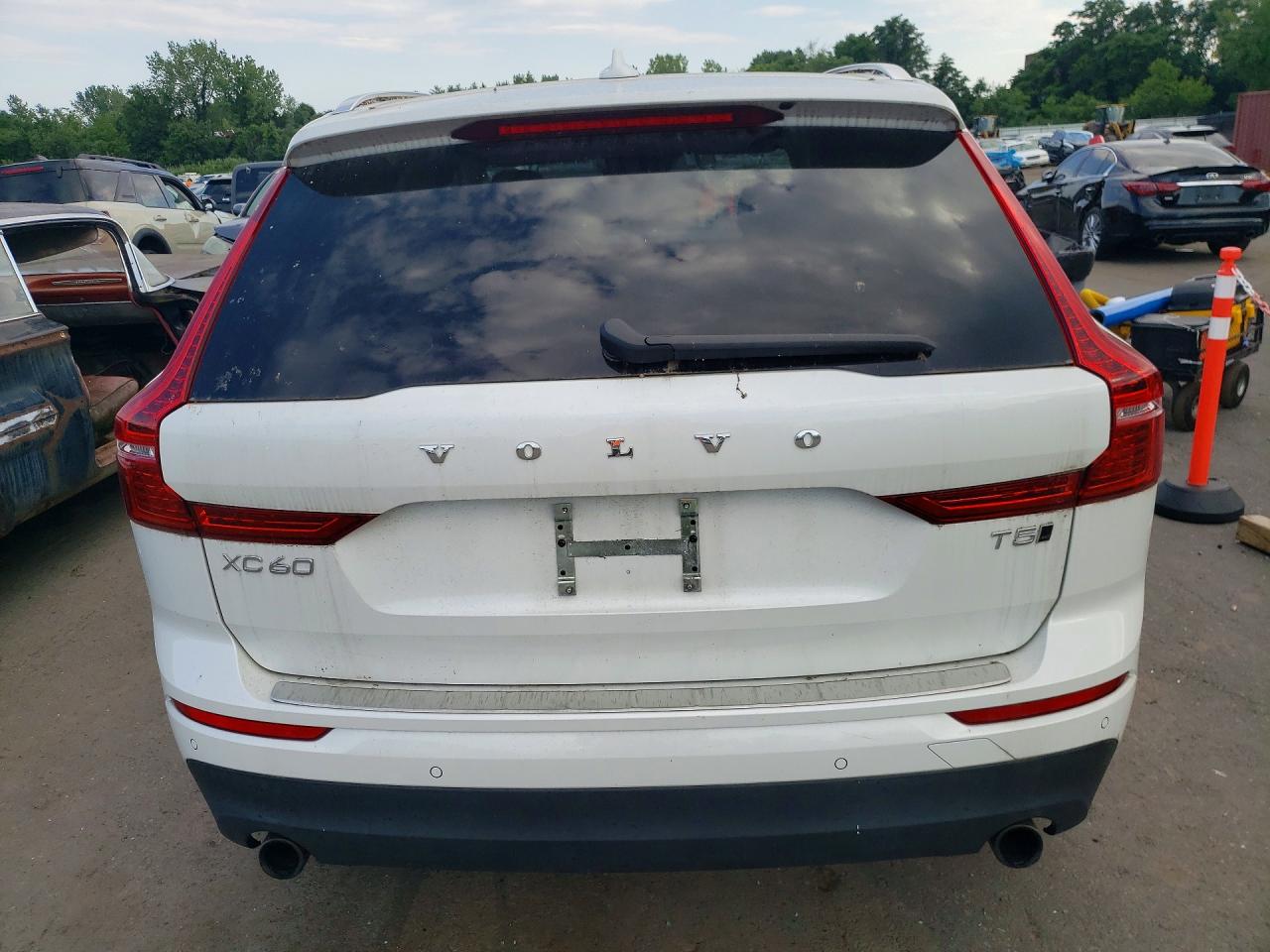 2020 VOLVO XC60