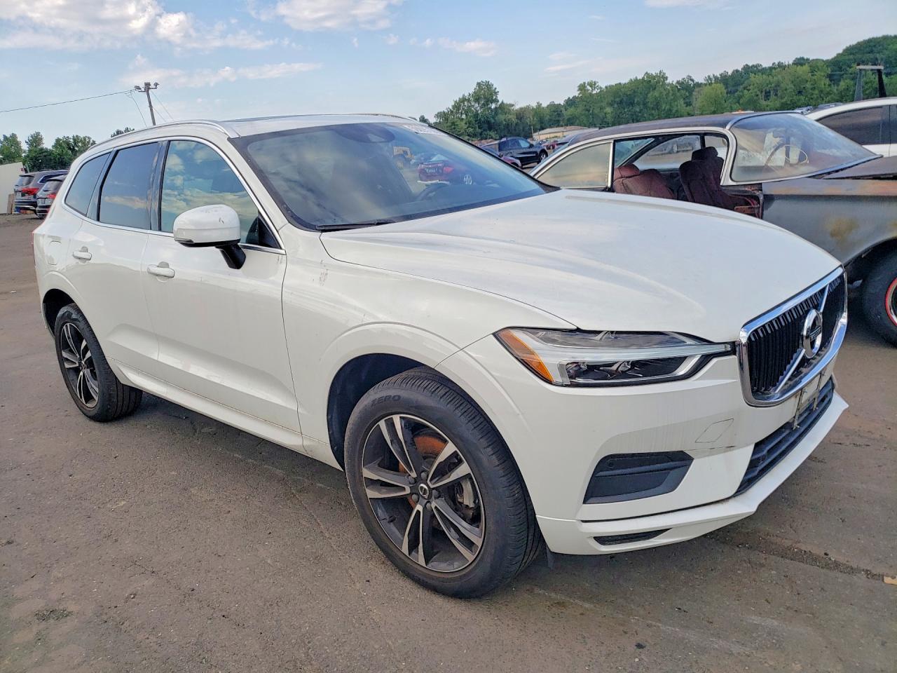 2020 VOLVO XC60
