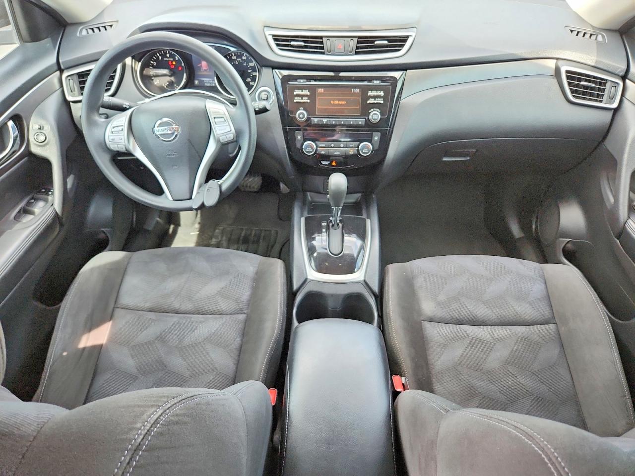 2015 NISSAN ROGUE