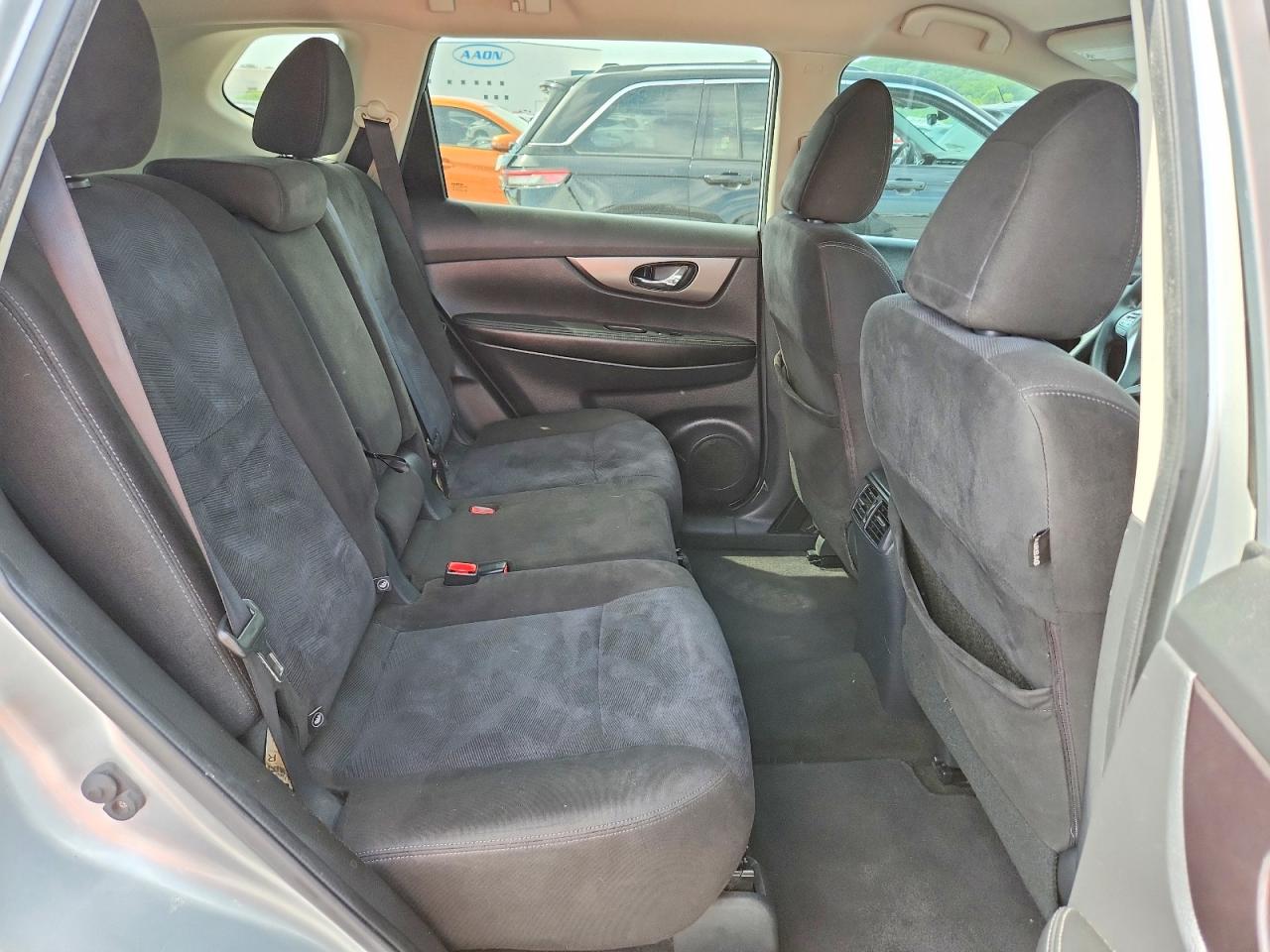 2015 NISSAN ROGUE