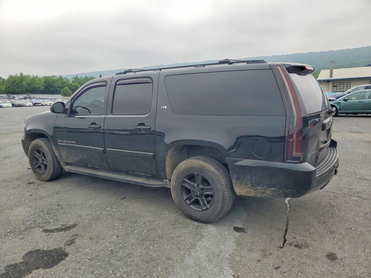 2008 CHEVROLET SUBURBAN