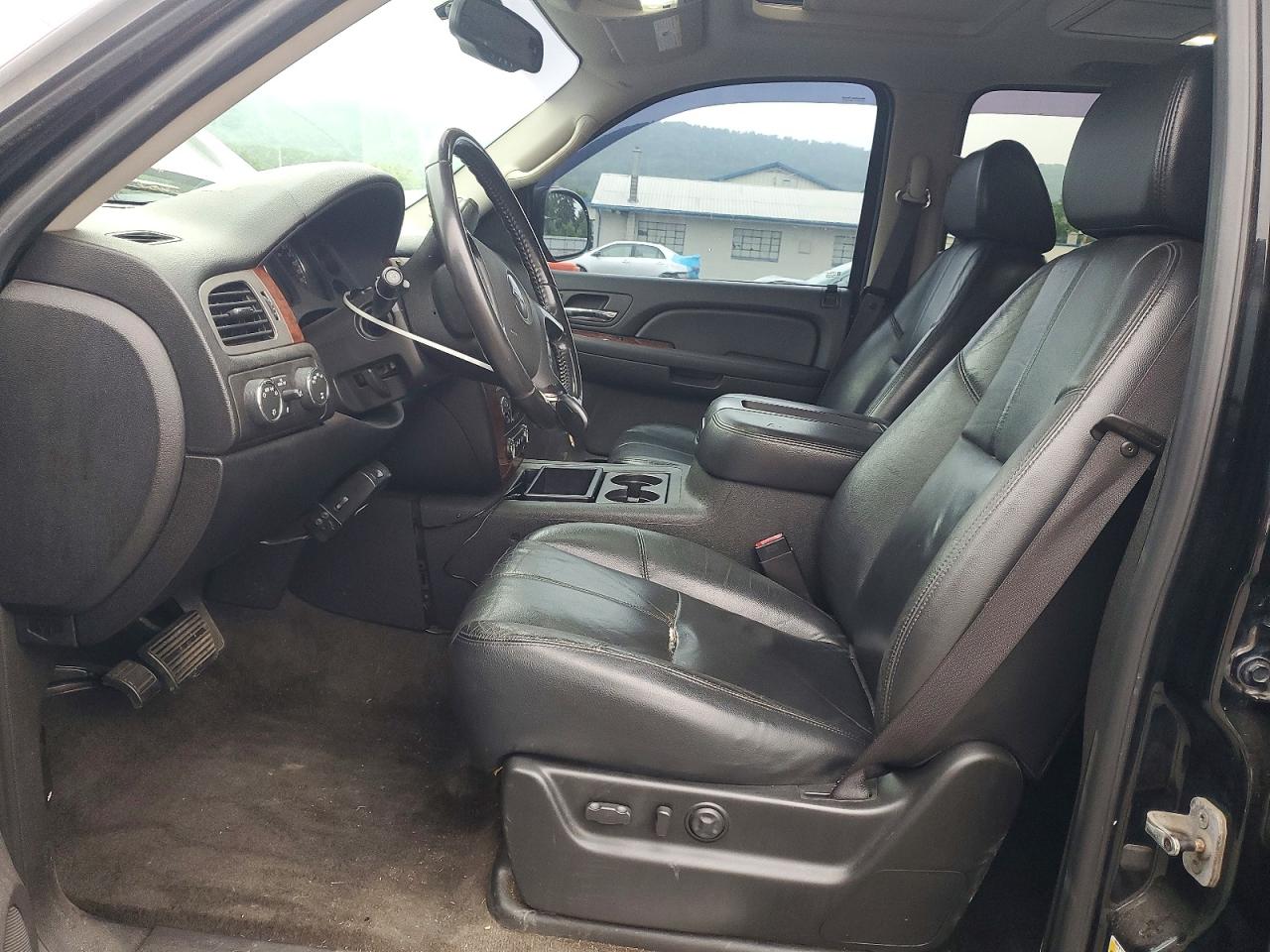 2008 CHEVROLET SUBURBAN