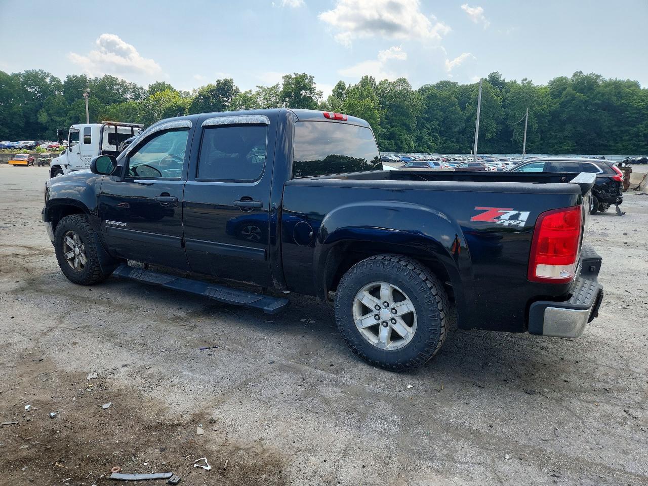 2013 GMC SIERRA