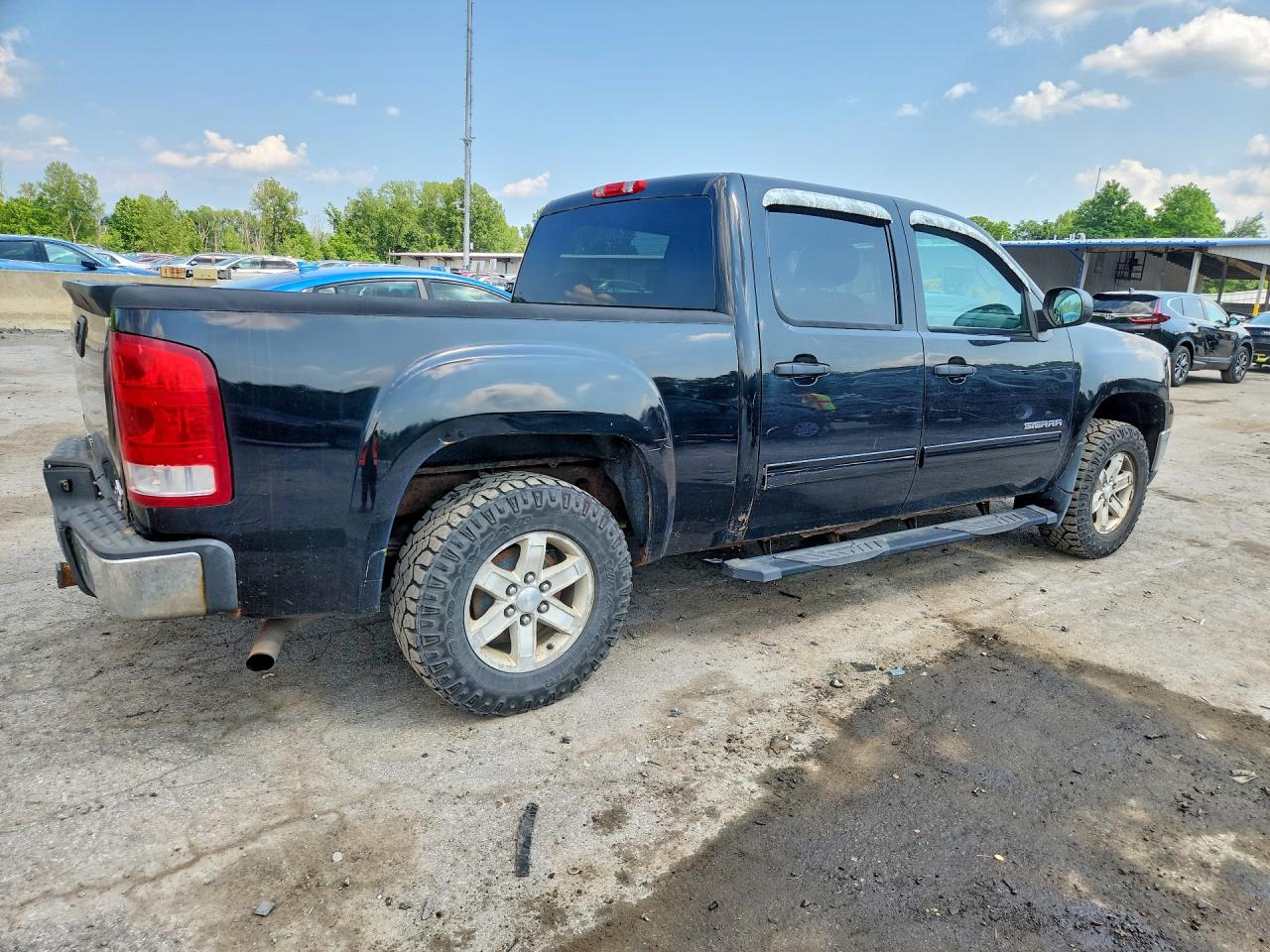 2013 GMC SIERRA
