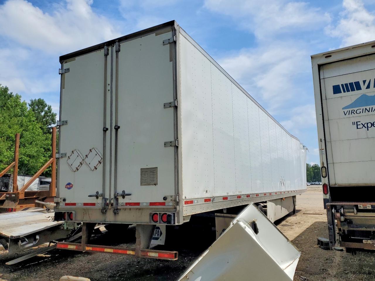 2015 UTILITY TRAILER TRAILER