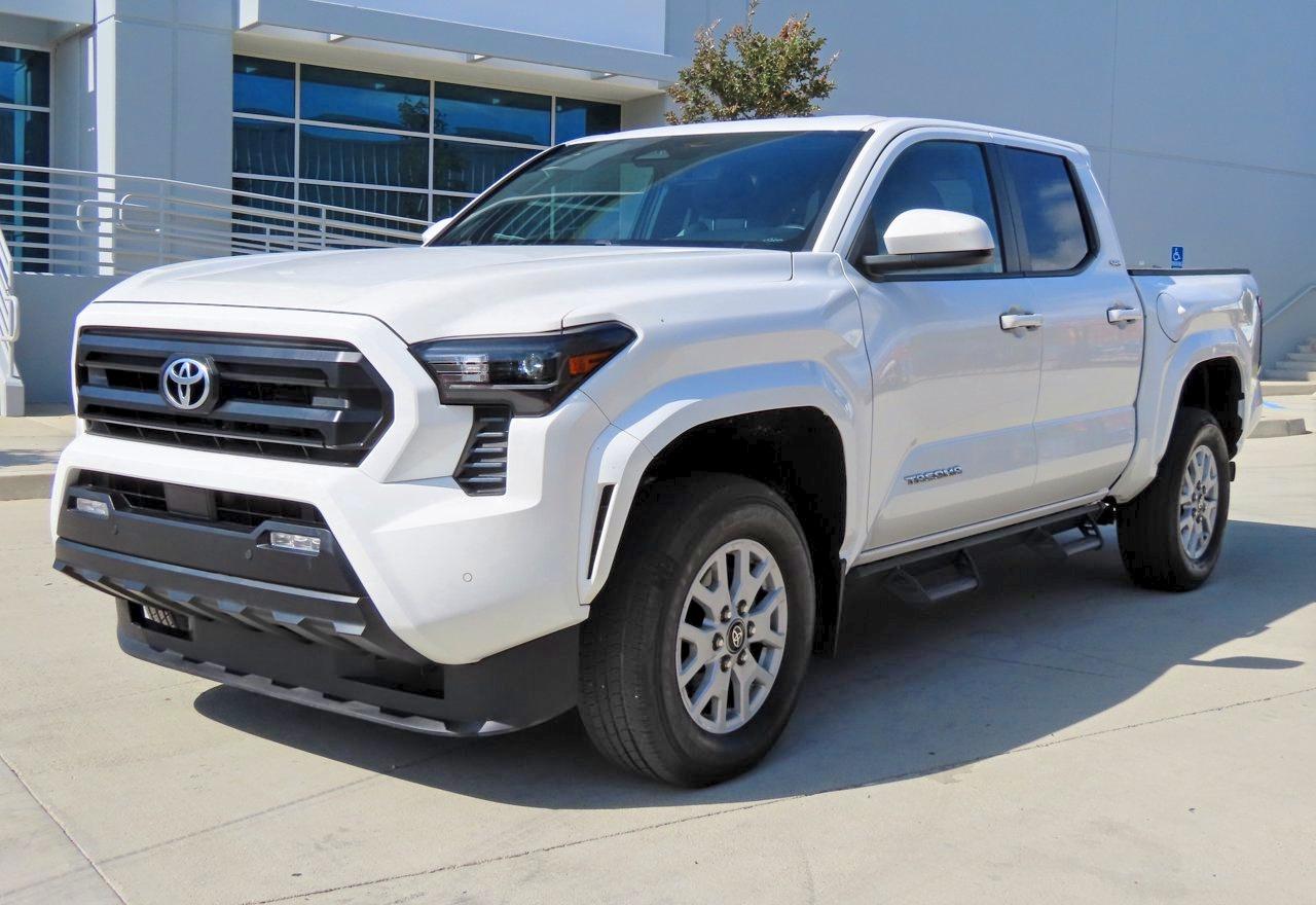 2024 TOYOTA TACOMA
