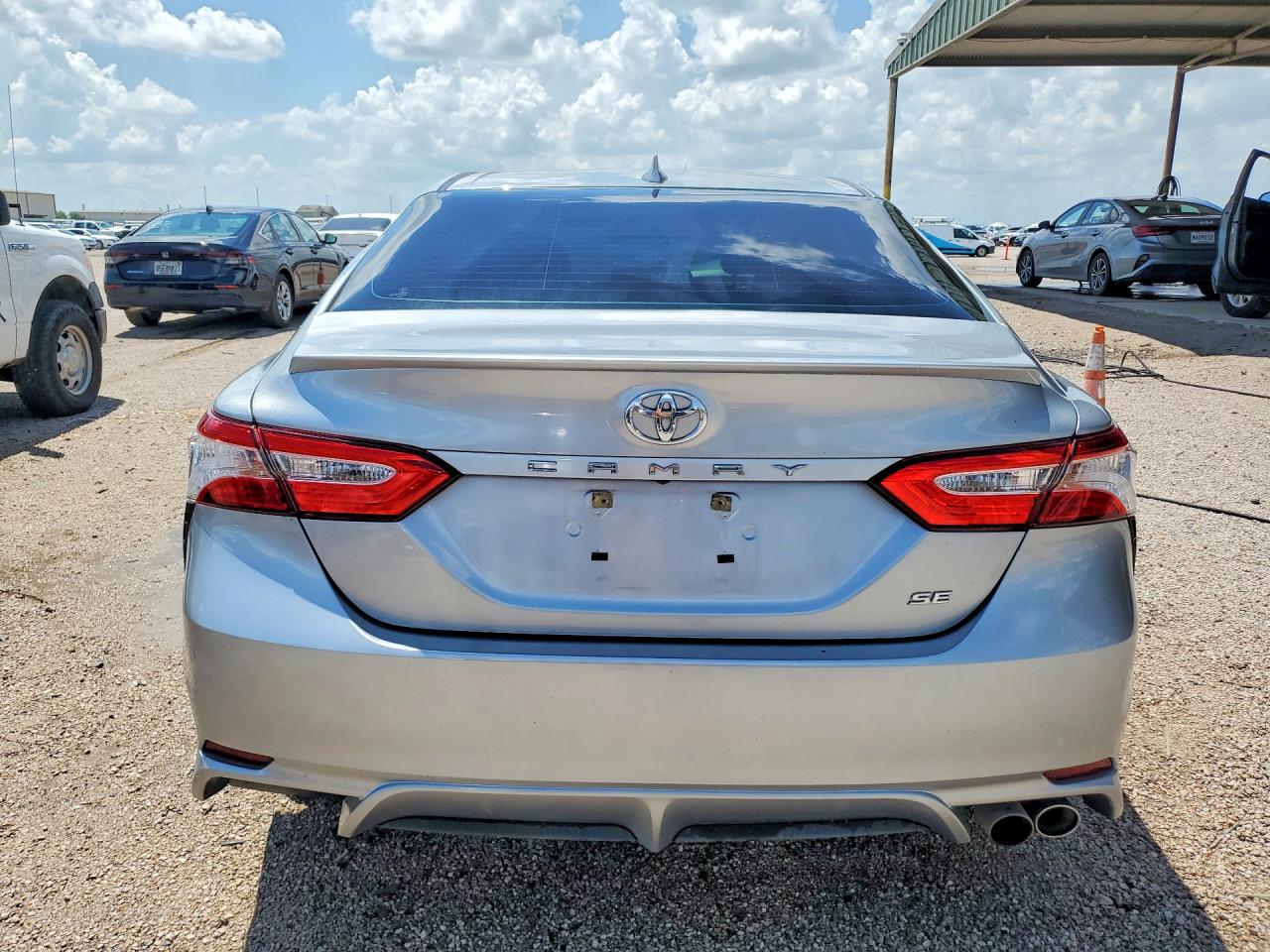 2020 TOYOTA CAMRY