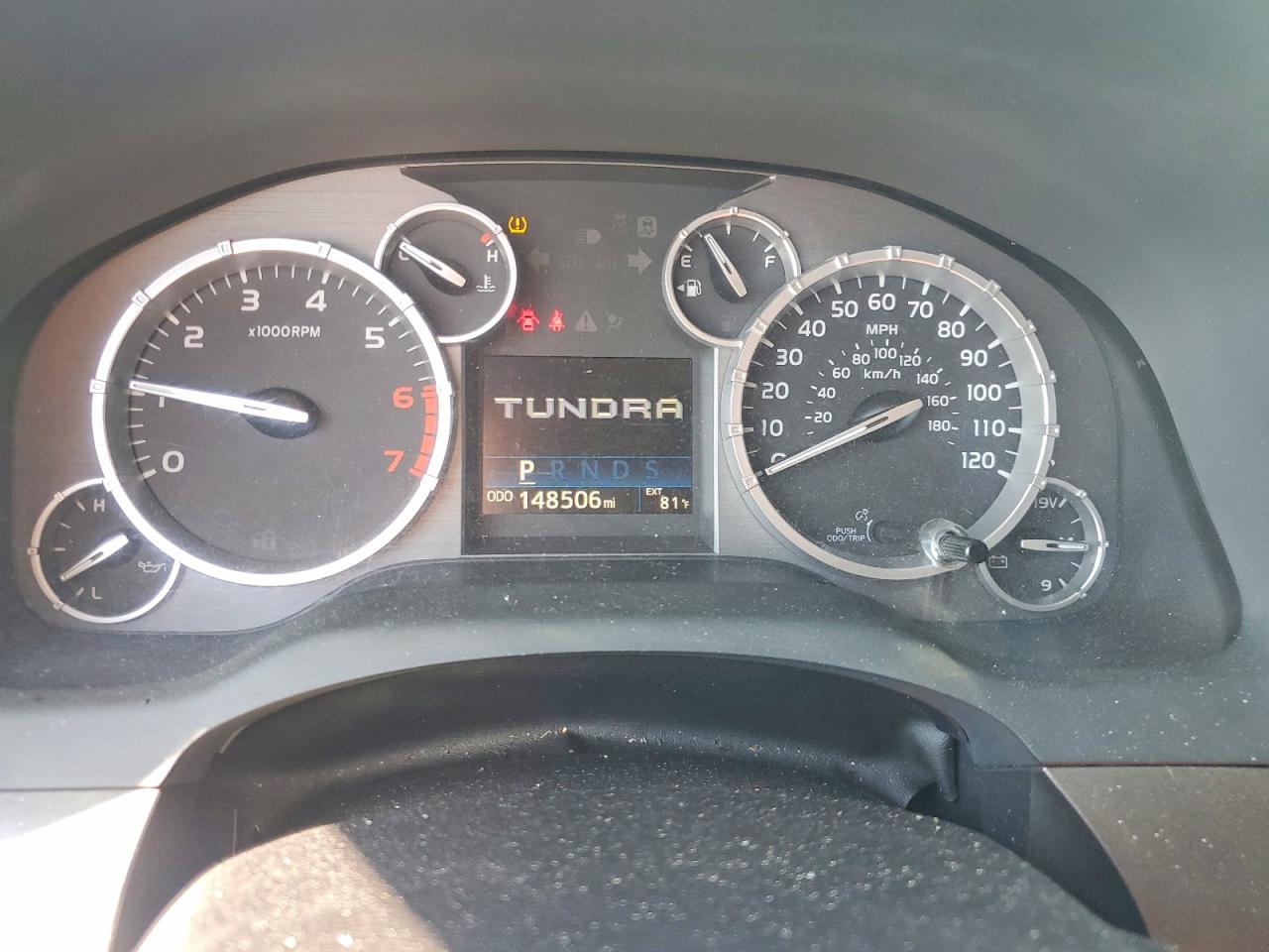 2016 TOYOTA TUNDRA