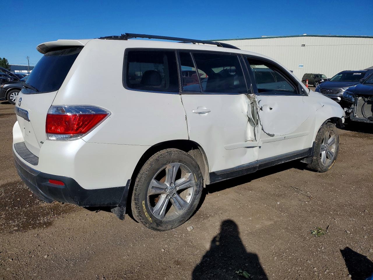 2013 TOYOTA HIGHLANDER