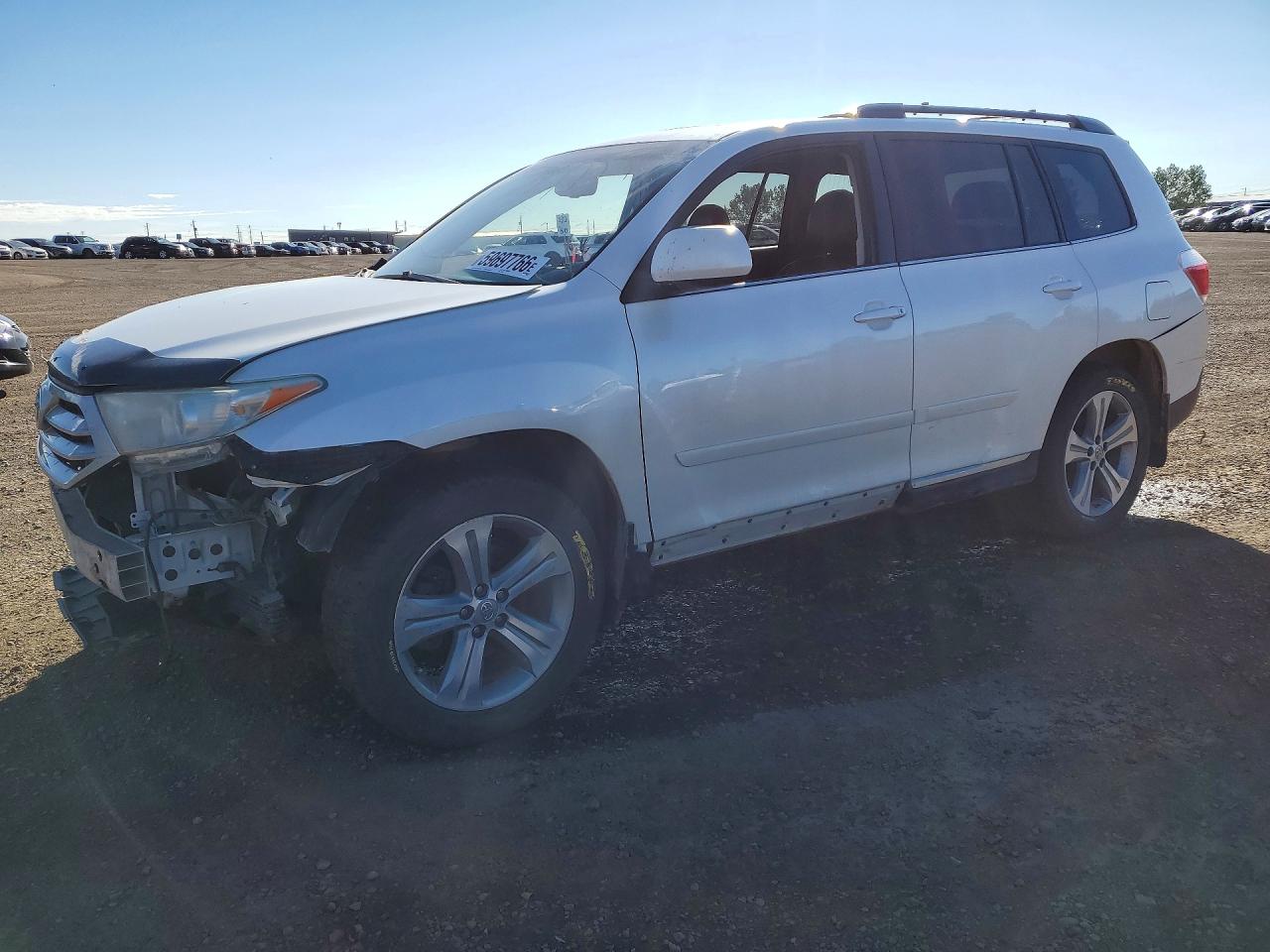 2013 TOYOTA HIGHLANDER