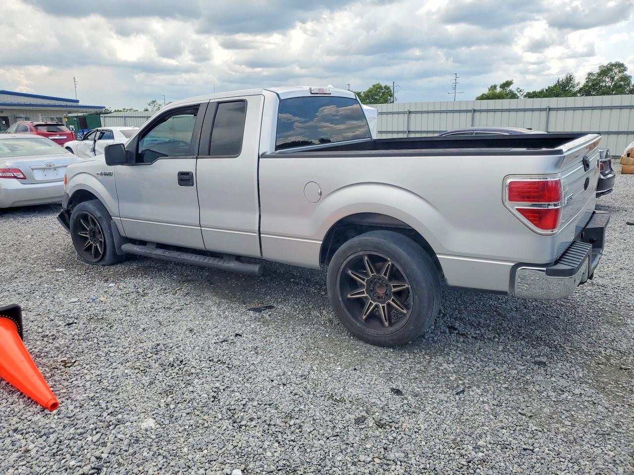 2010 FORD F150