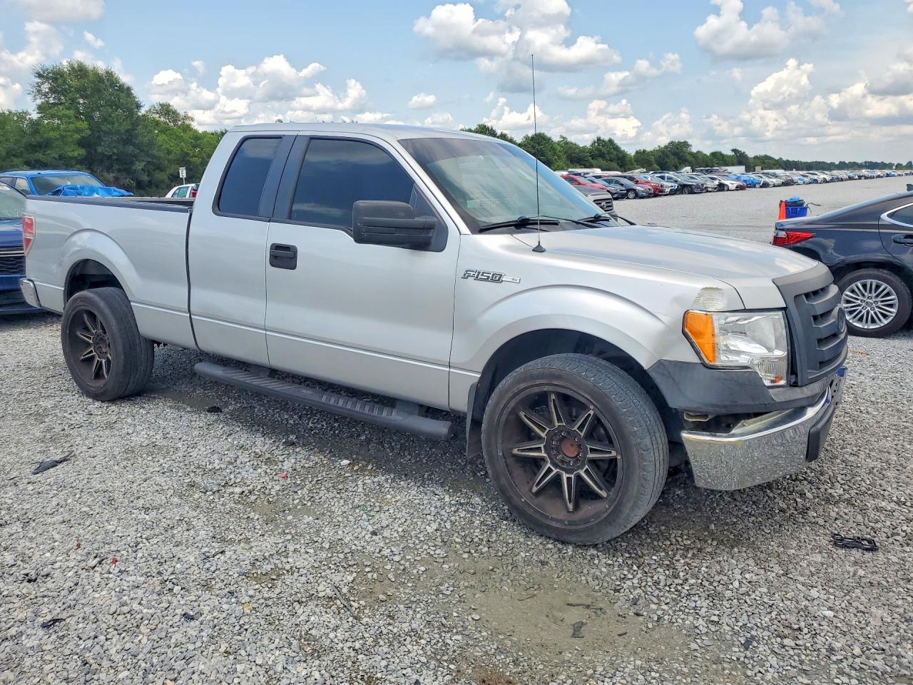 2010 FORD F150