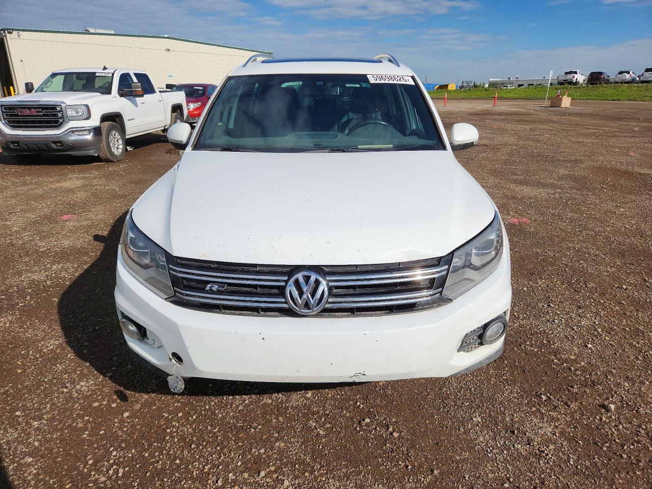 2016 VOLKSWAGEN TIGUAN