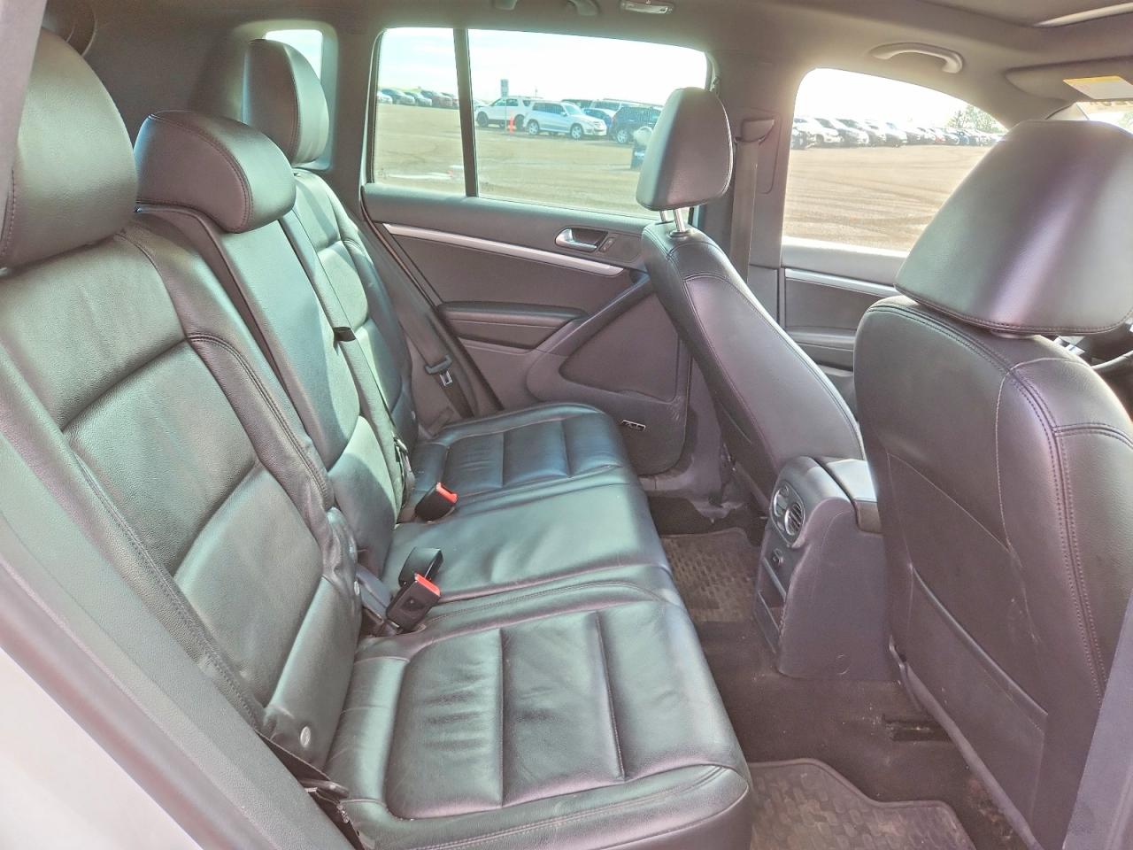 2016 VOLKSWAGEN TIGUAN